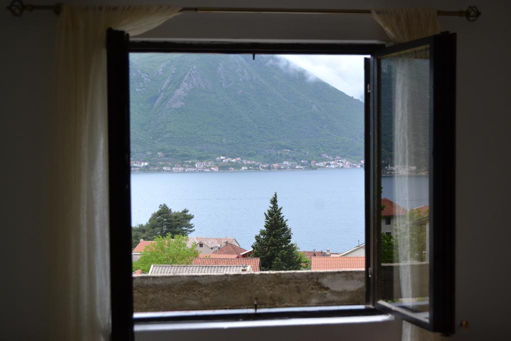 Apartments Dobrisa Kotor Buitenkant foto
