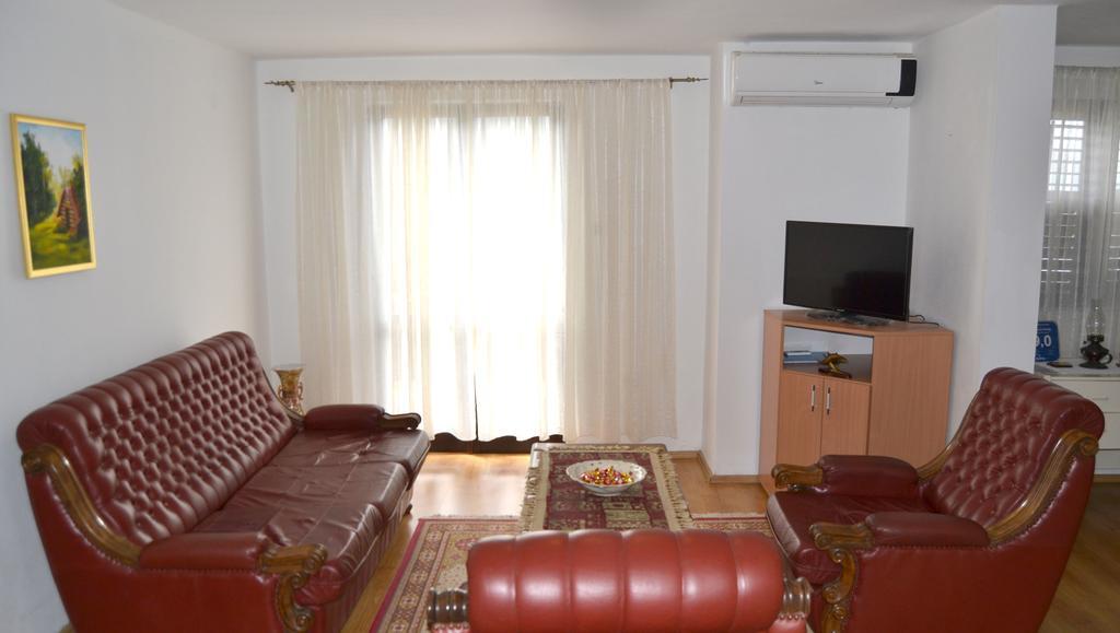 Apartments Dobrisa Kotor Buitenkant foto